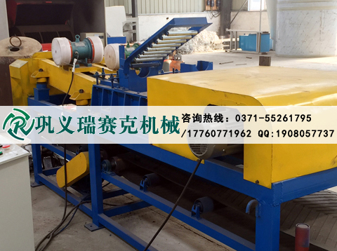 廢舊鉛酸蓄電池回收再生設(shè)備,廢舊電瓶拆解機(jī)利國利民