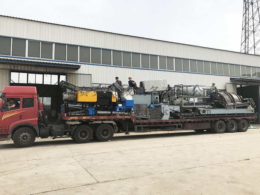 報(bào)廢汽車輪胎精細(xì)磨粉分離設(shè)備組發(fā)貨案例
